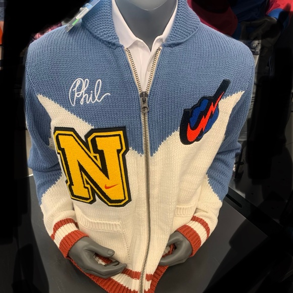 Nike Other - Nike cardigan jacket Large